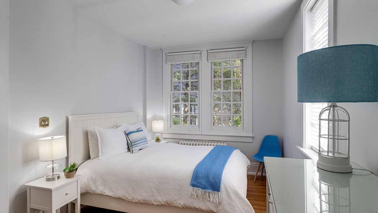 Photo of Bedroom in Rosemont