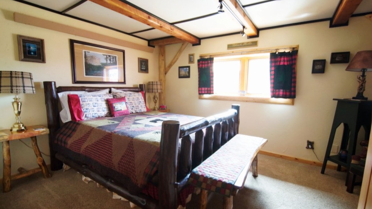 Photo of Bedroom in Custer