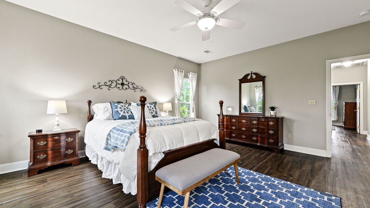 Photo of Bedroom in Waveland