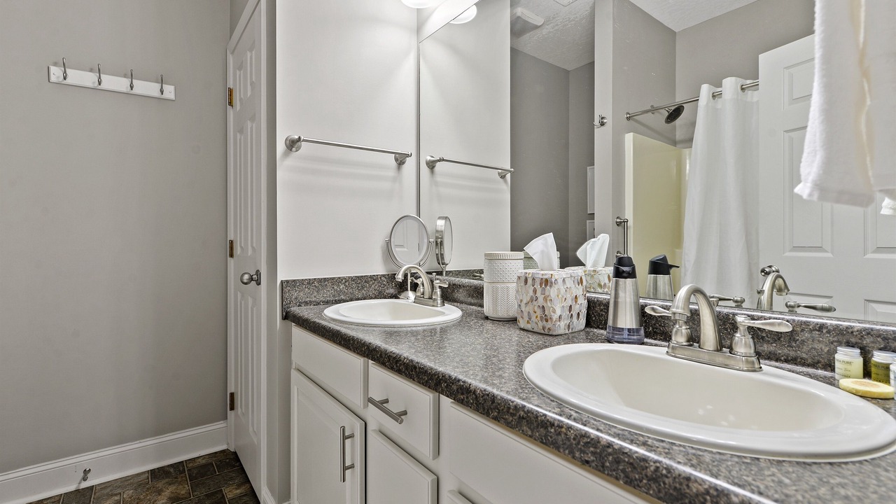 Photo of Bathroom in Waveland