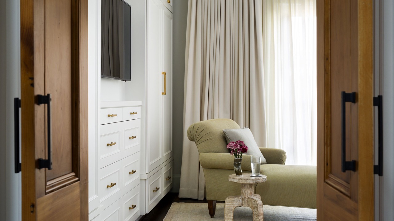 Photo of Livingroom in Capitol Hill
