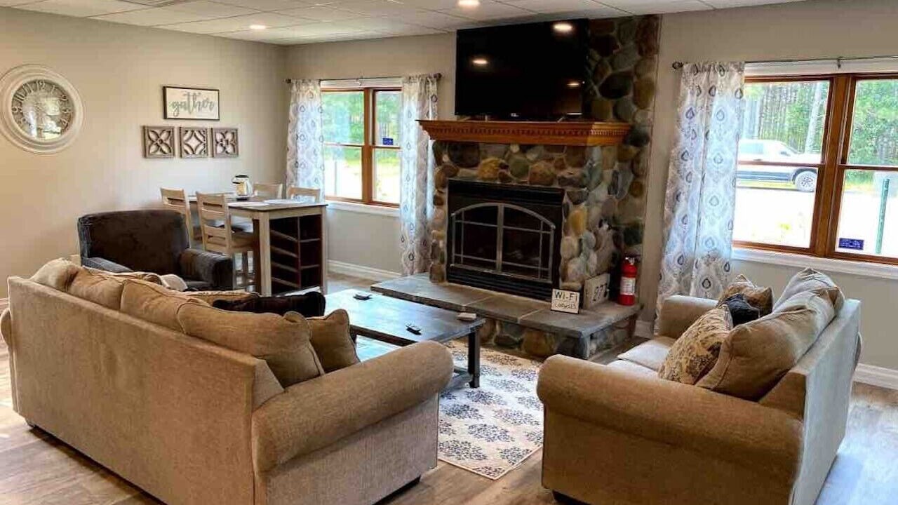 Photo of Livingroom in Nekoosa