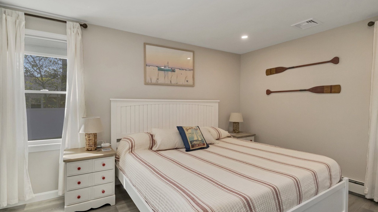 Photo of Bedroom in South Chatham