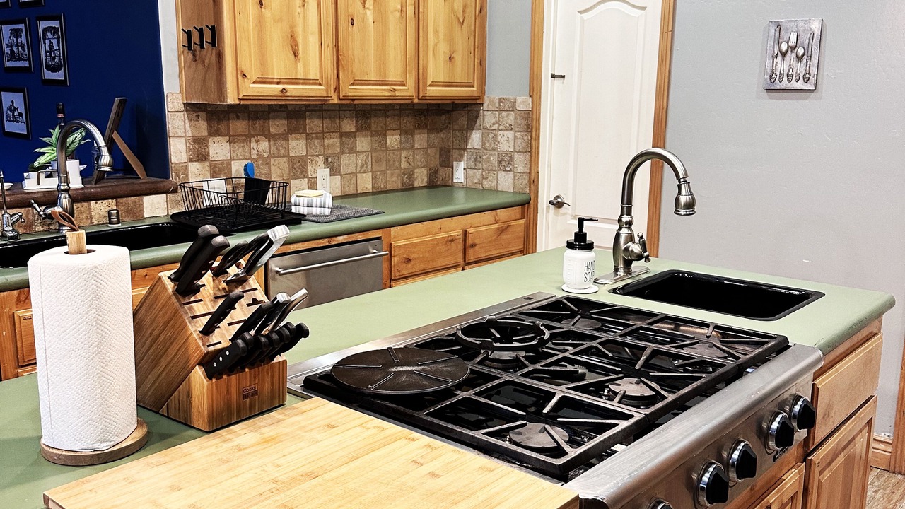 Photo of Kitchen in Alta Sierra