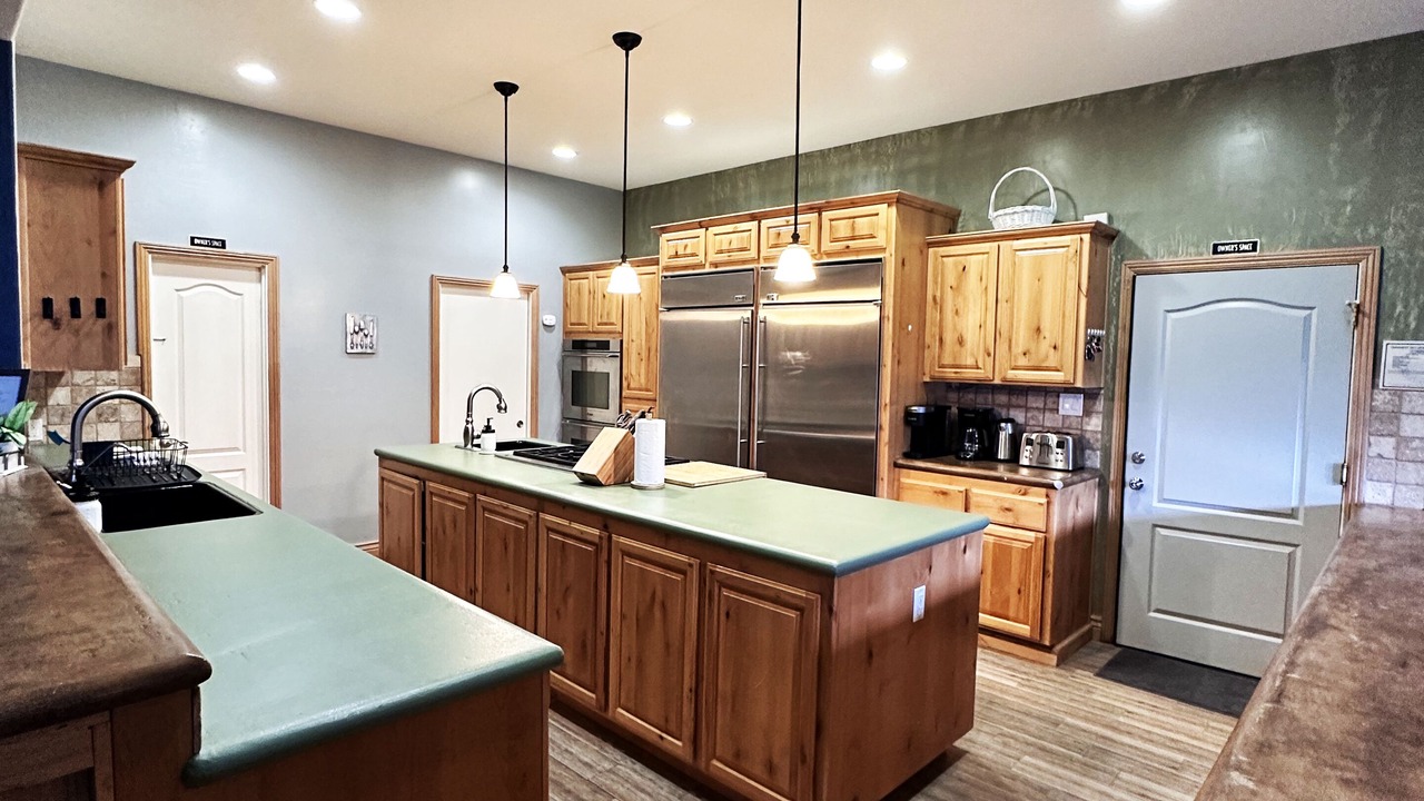 Photo of Kitchen in Alta Sierra