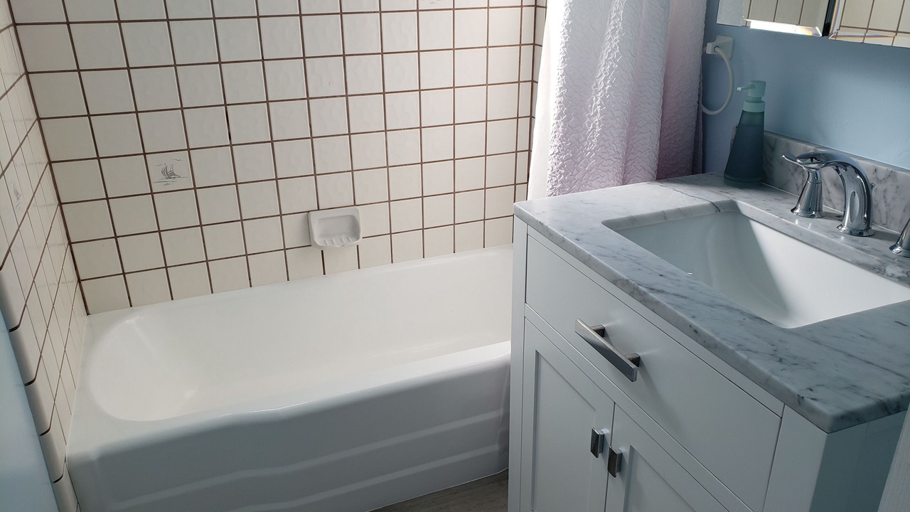 Photo of Bathroom in Silver Strand