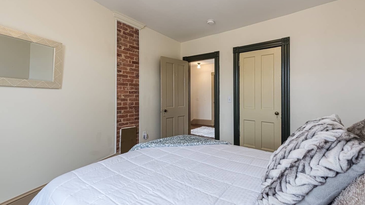 Photo of Bedroom in Anacostia
