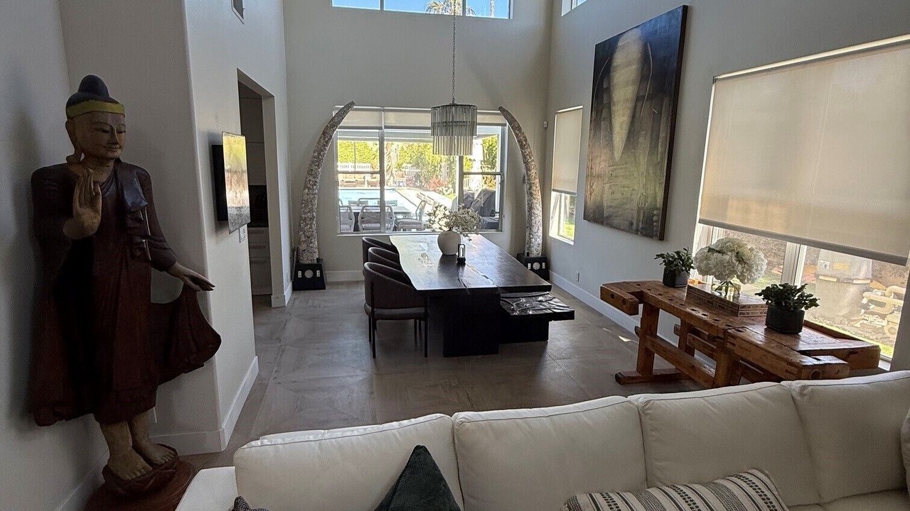 Photo of Livingroom in Huntington Beach