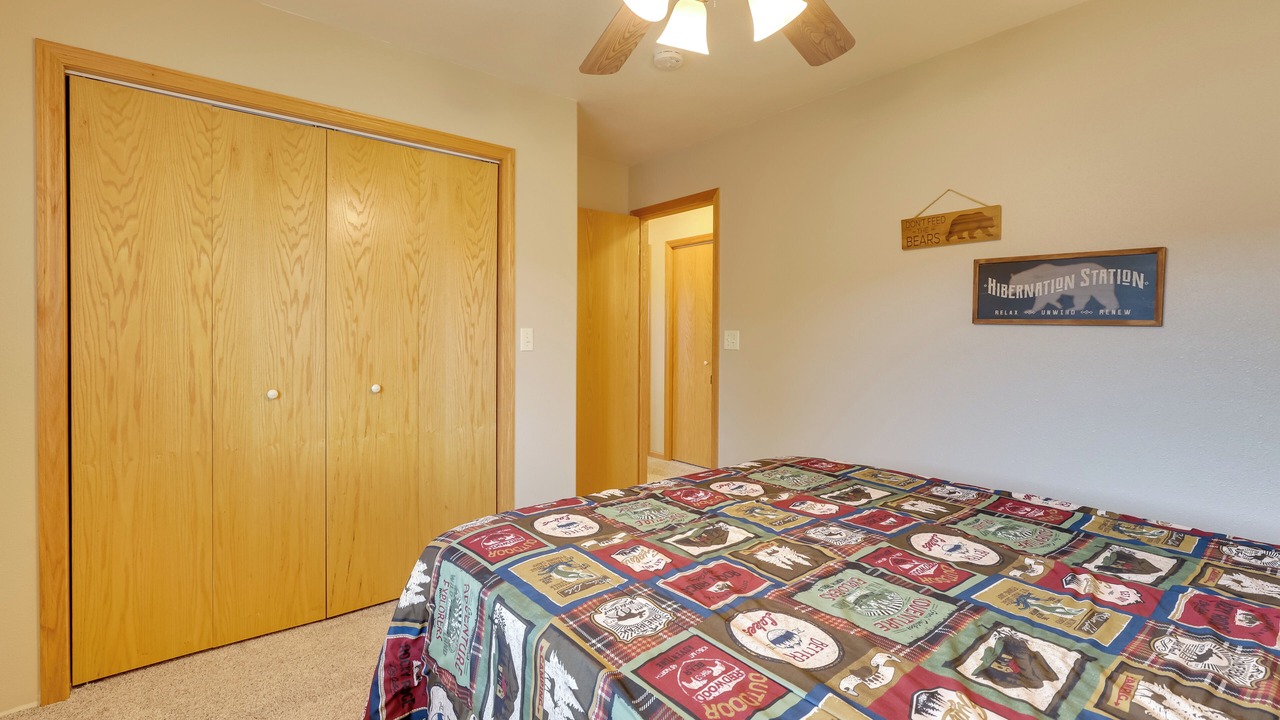 Photo of Bedroom in Hill City