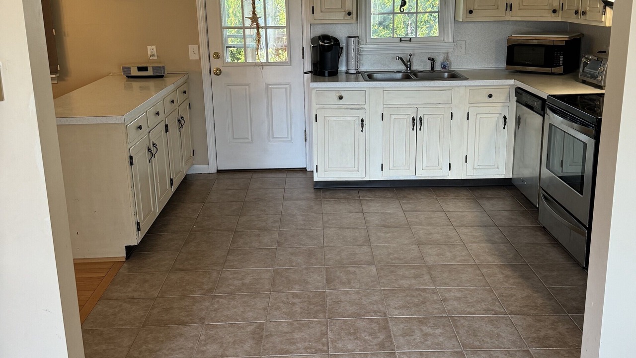 Photo of Kitchen in Sandwich