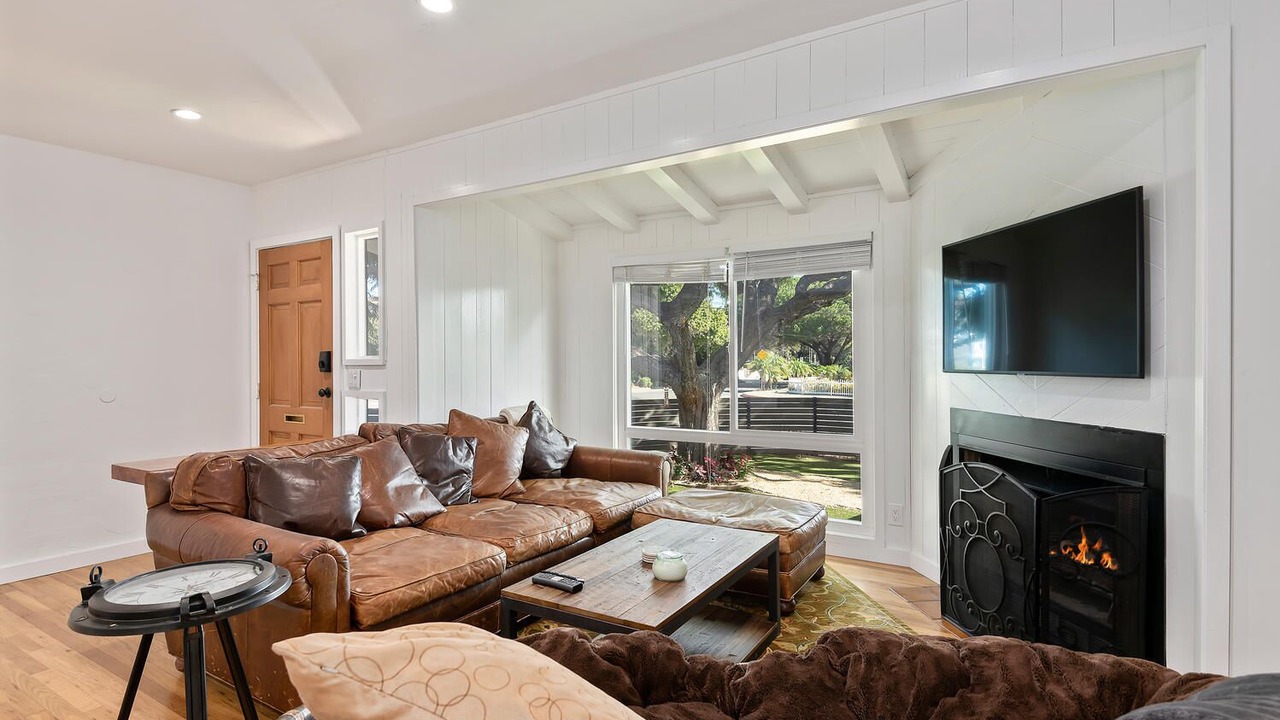 Photo of Livingroom in East Mesa