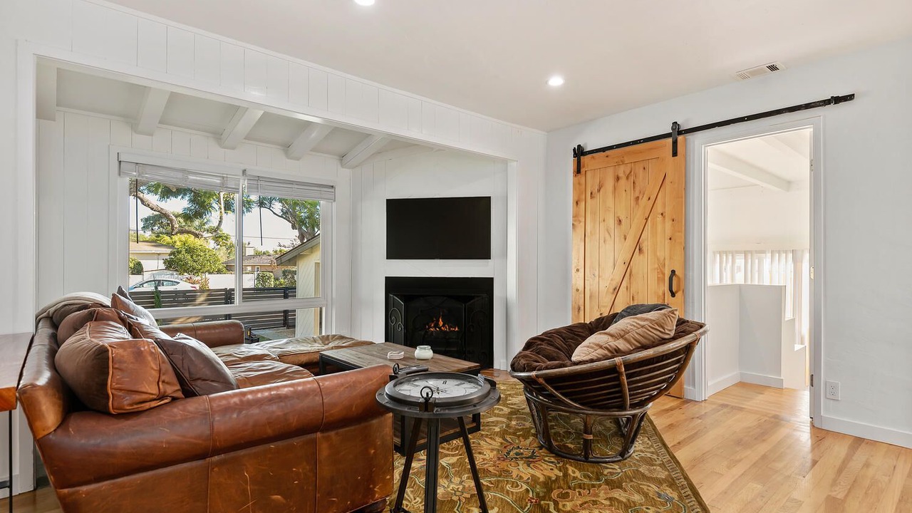 Photo of Livingroom in East Mesa