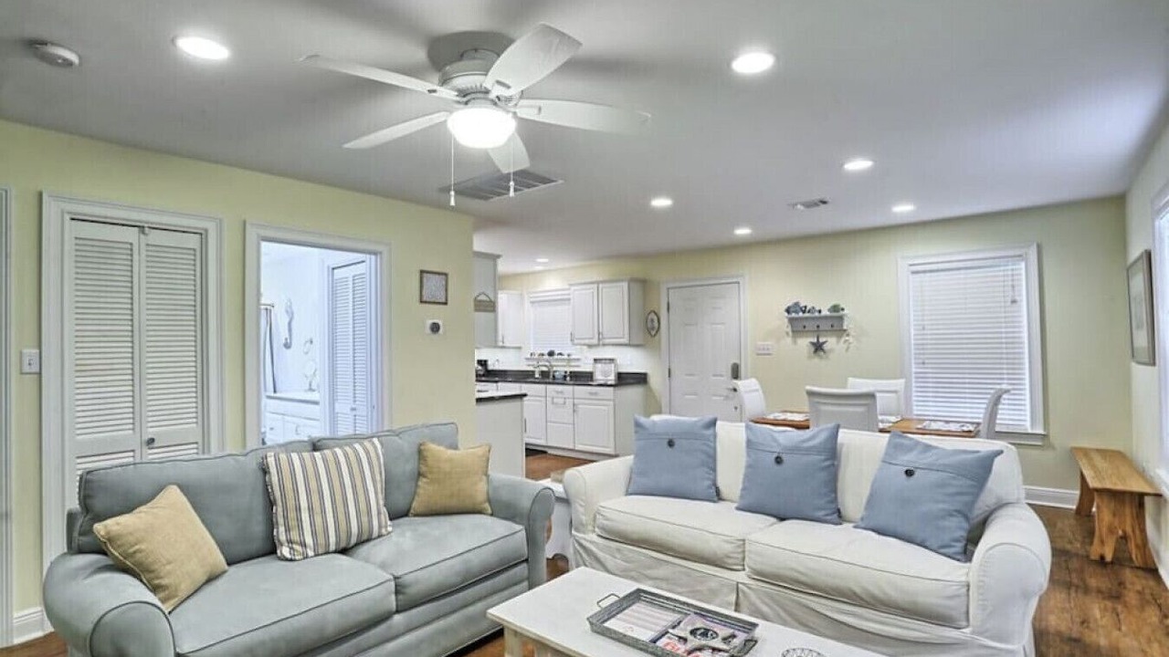 Photo of Livingroom in Old Town