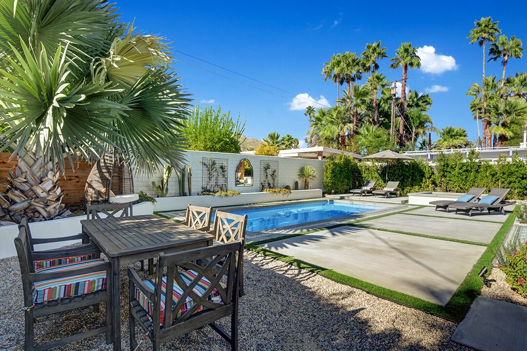Photo of Outdoor in Warm Sands