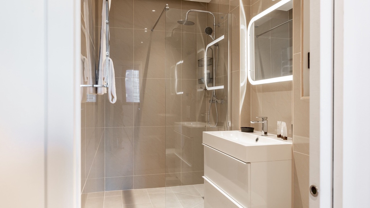 Photo of Bathroom in 15th Arrondissement