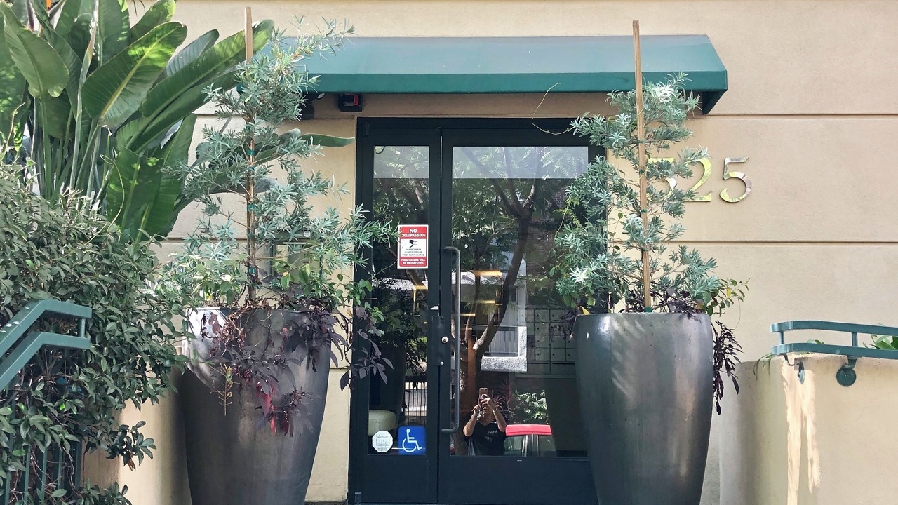 Photo of Others in Beverly Grove