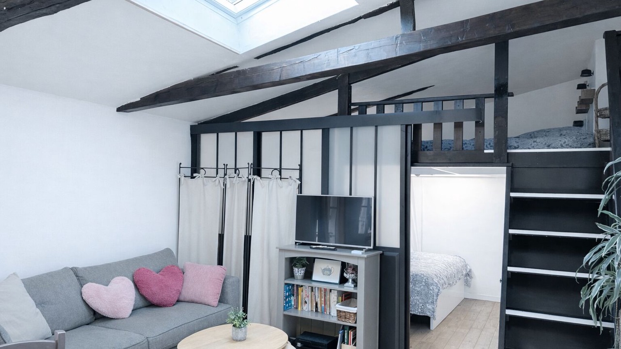 Photo of Bedroom in 11th Arrondissement