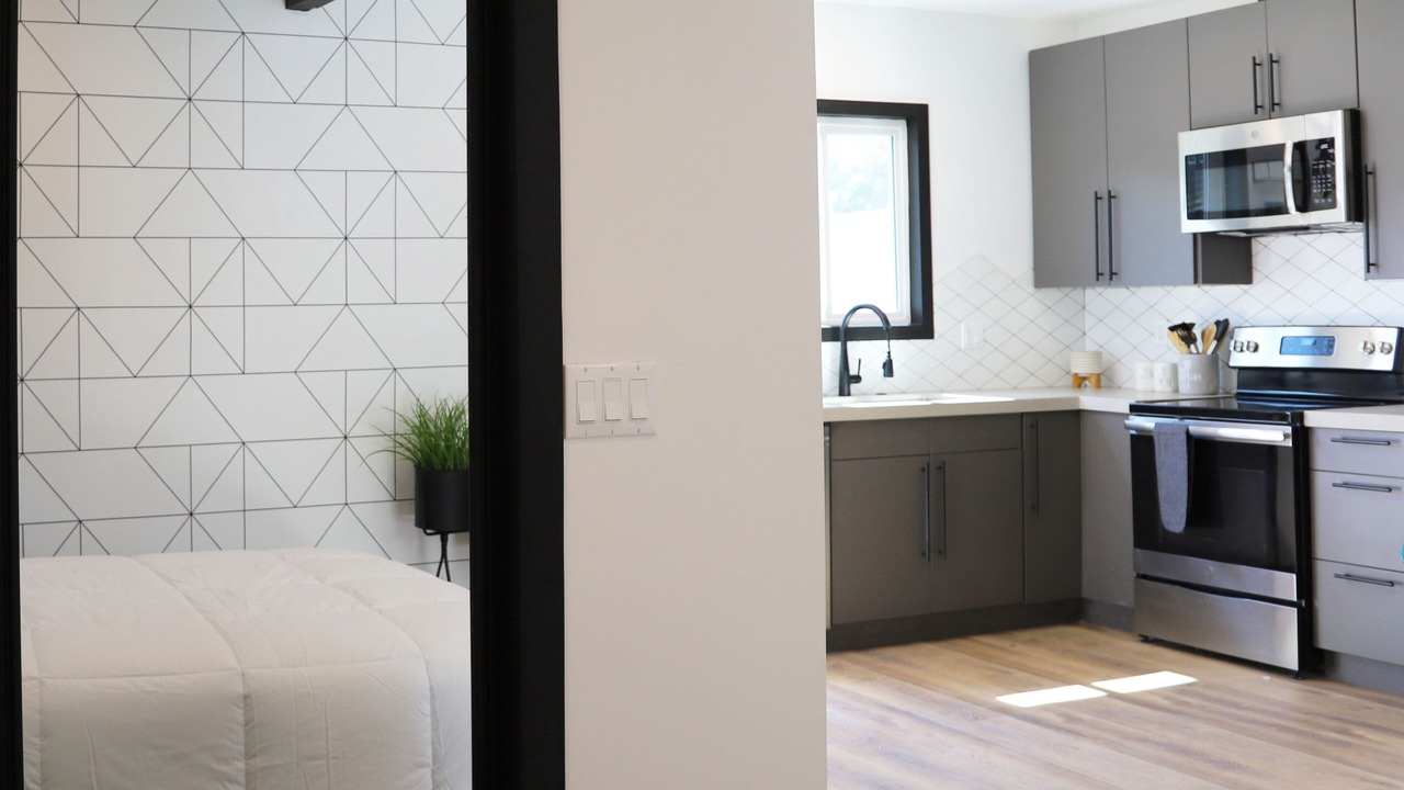 Photo of Bedroom in Woodland Hills