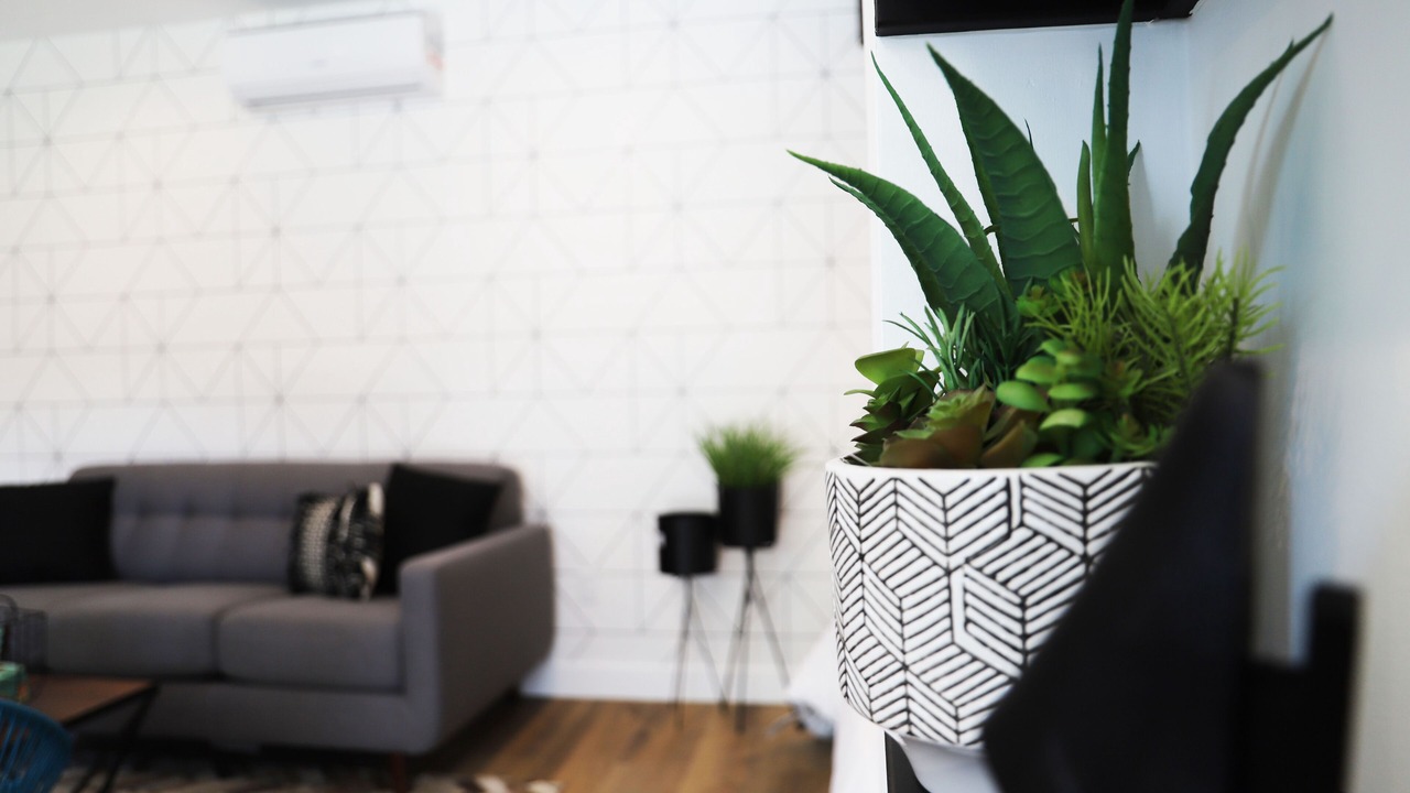 Photo of Livingroom in Woodland Hills