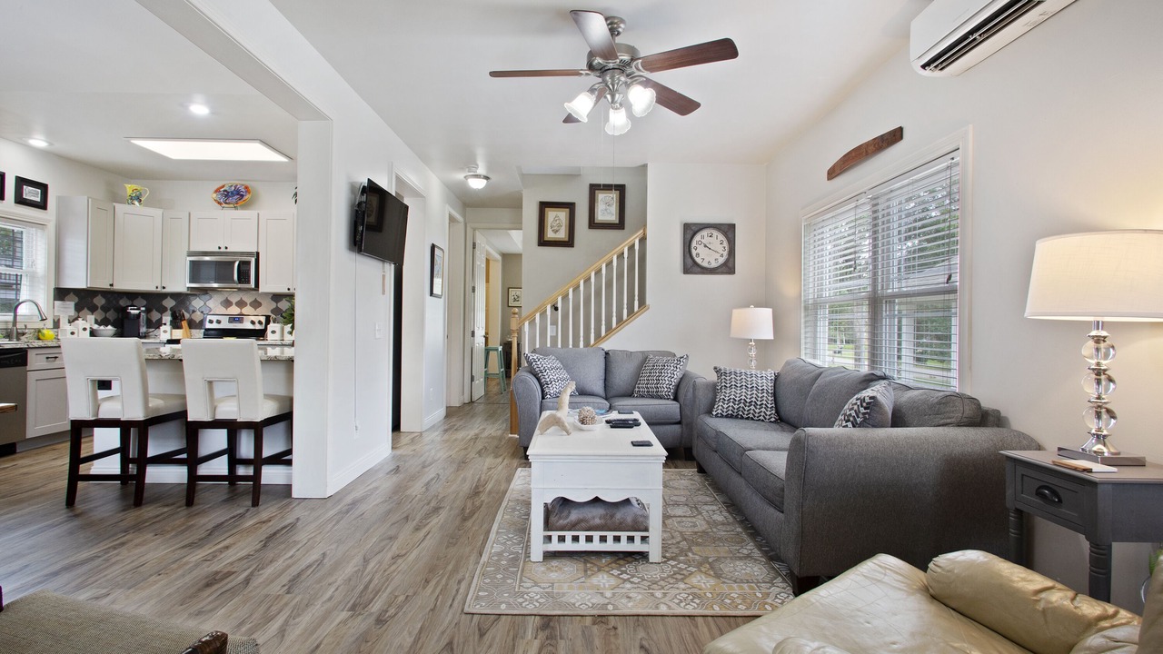 Photo of Livingroom in Long Beach