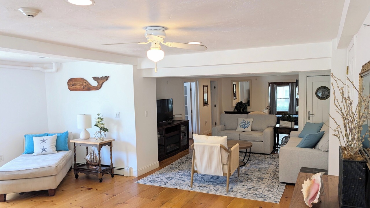 Photo of Livingroom in Onset
