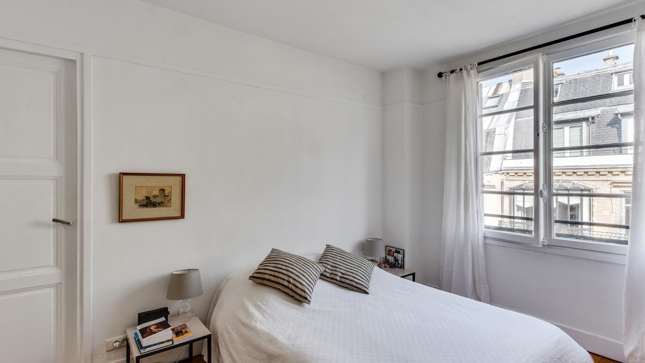 Photo of Bedroom in 14th Arrondissement