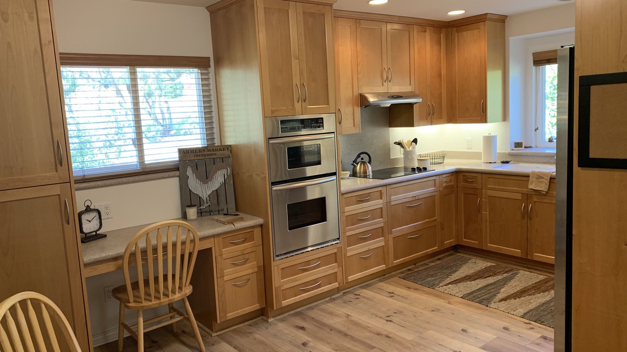 Photo of Kitchen in Meiners Oaks
