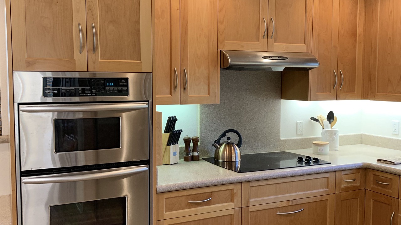 Photo of Kitchen in Meiners Oaks