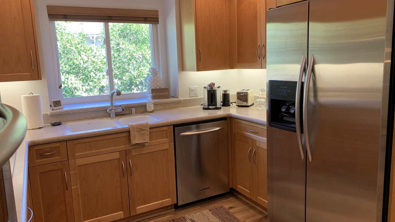 Photo of Kitchen in Meiners Oaks