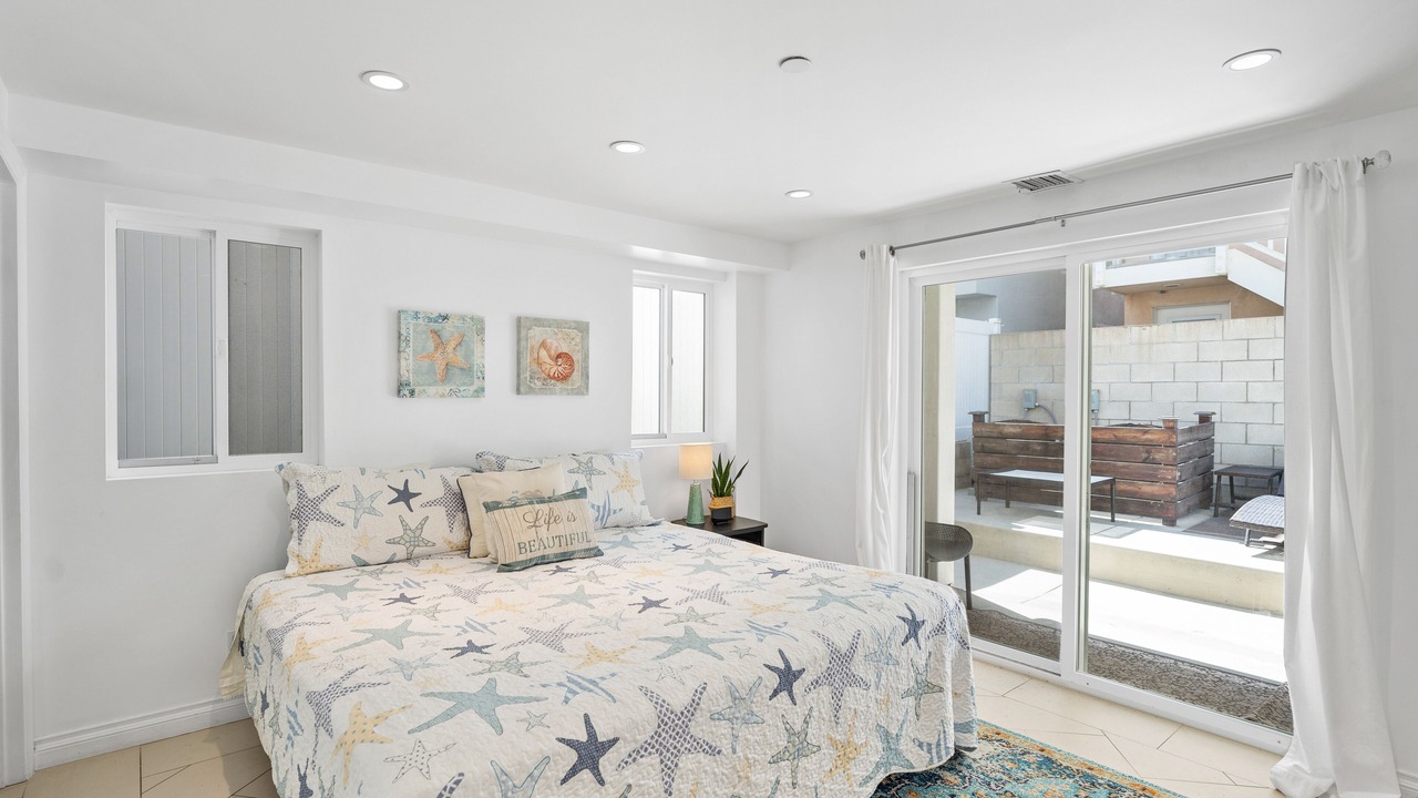 Photo of Bedroom in Hollywood
