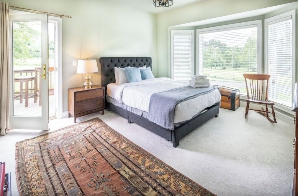 Photo of Bedroom in Round Hill