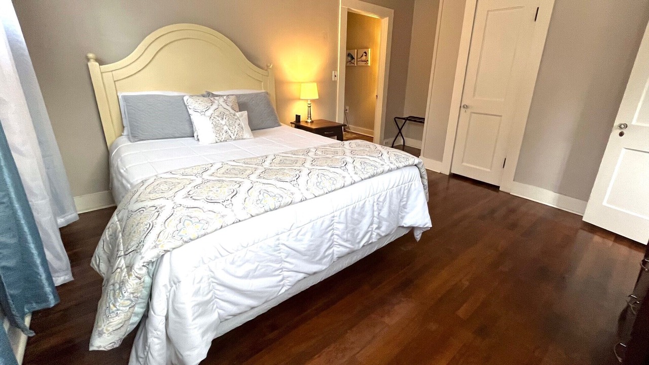 Photo of Bedroom in Hattiesburg
