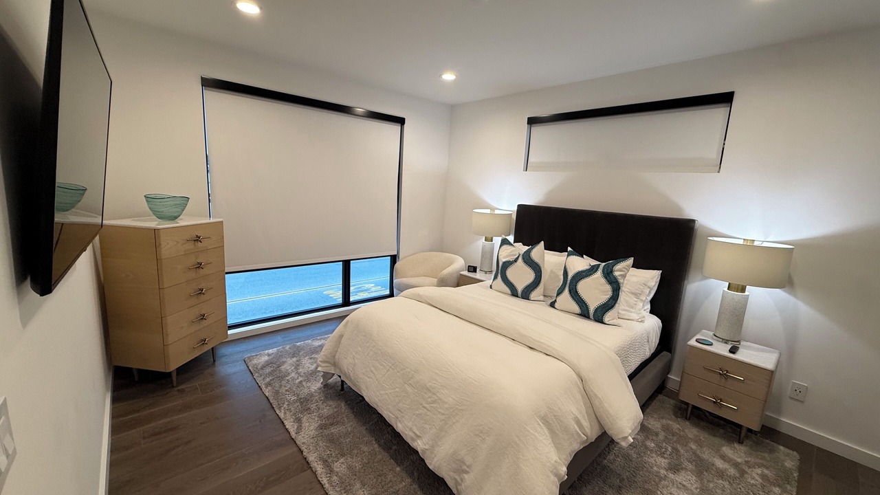 Photo of Bedroom in Hollywood Beach