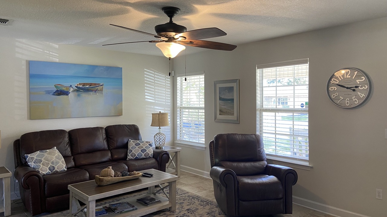 Photo of Livingroom in Long Beach