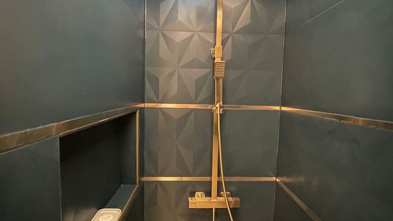 Photo of Bathroom in Sevres