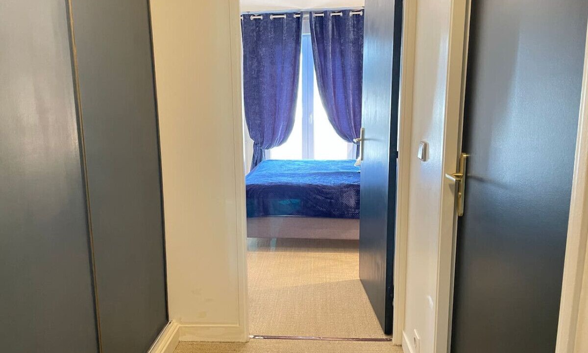 Photo of Bedroom in Sevres