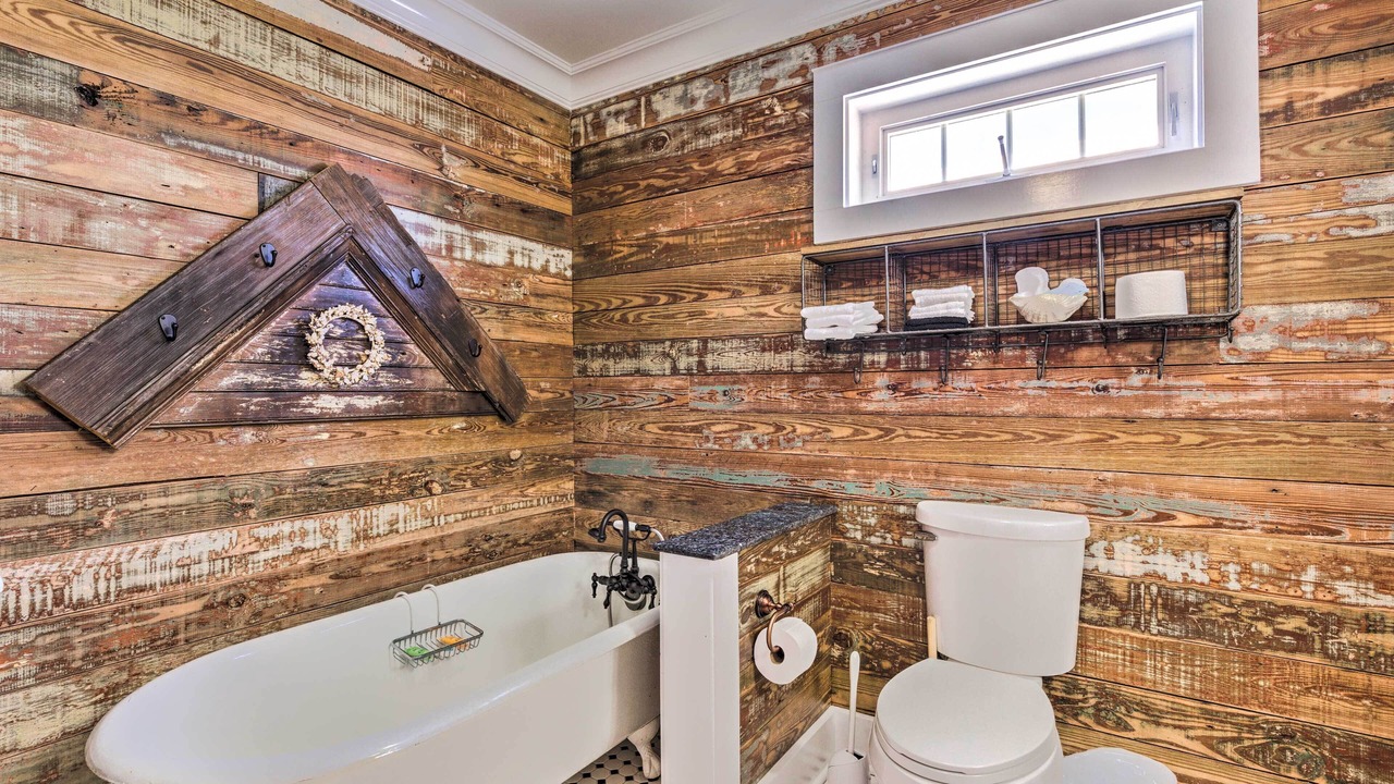 Photo of Bathroom in Old Town
