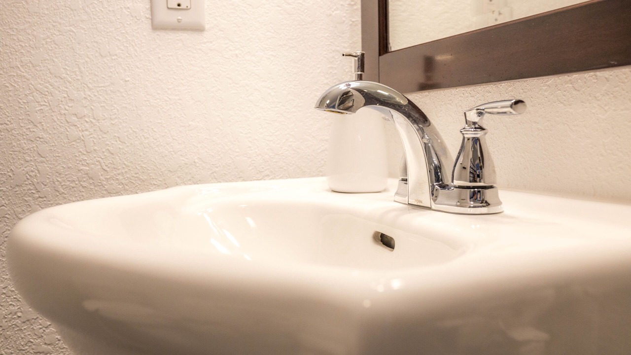 Photo of Bathroom in Kutzky Park