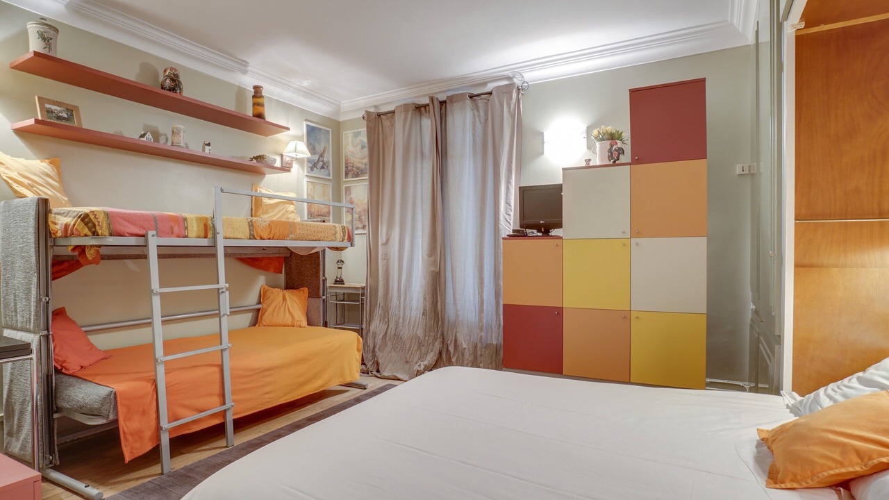 Photo of Bedroom in Batignolles