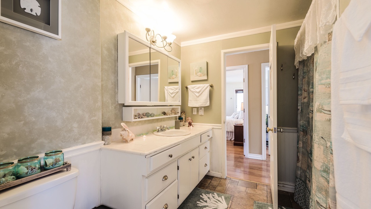 Photo of Bathroom in Brea