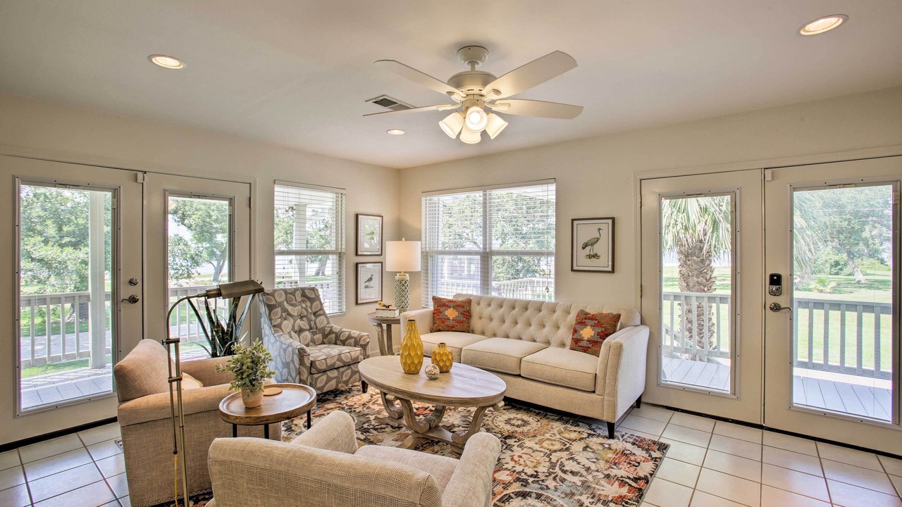 Photo of Livingroom in Waveland