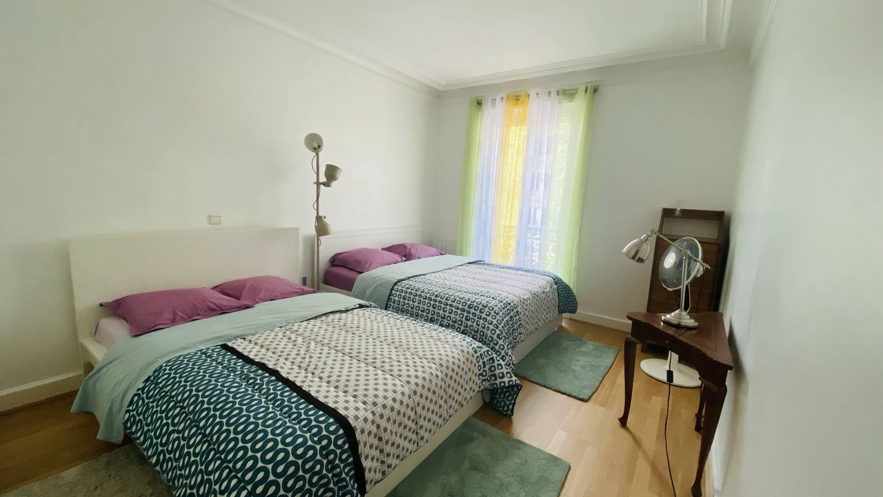 Photo of Bedroom in Chaillot