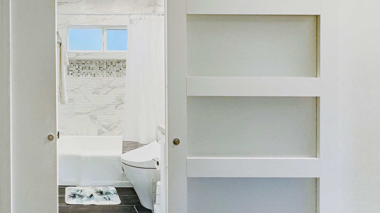 Photo of Bathroom in Ventura