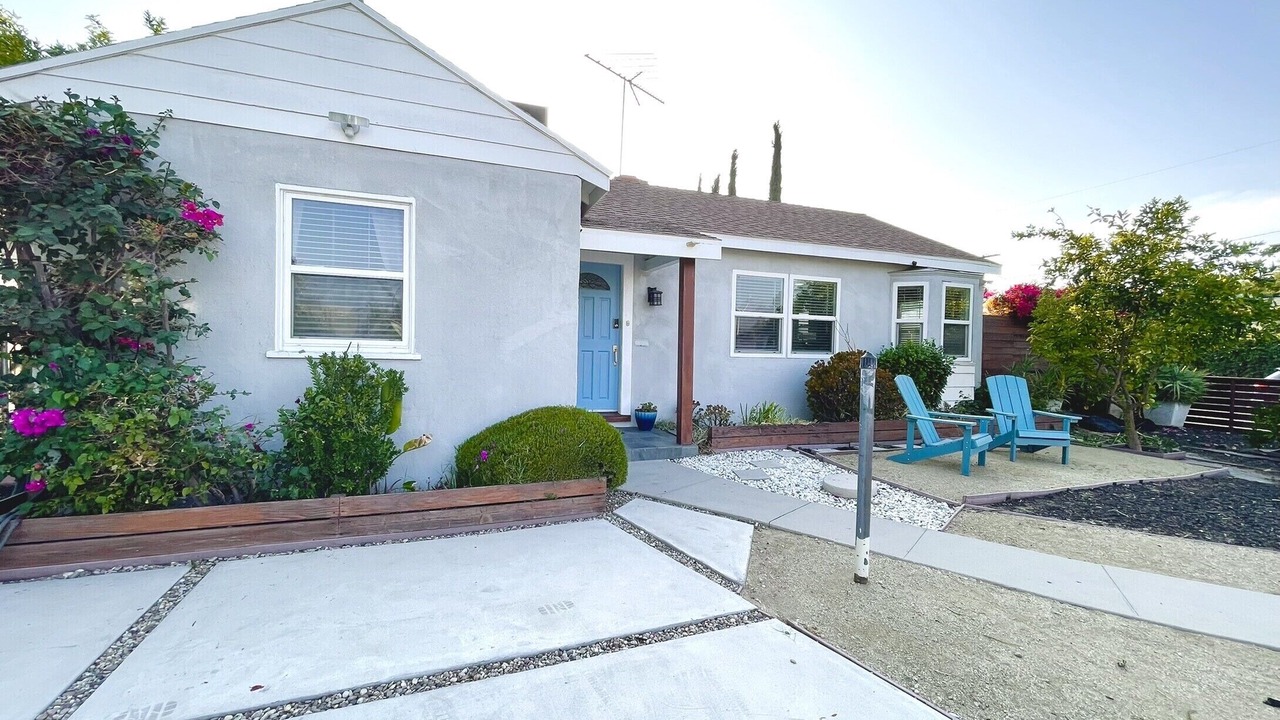 Photo of Outdoor in North Hollywood