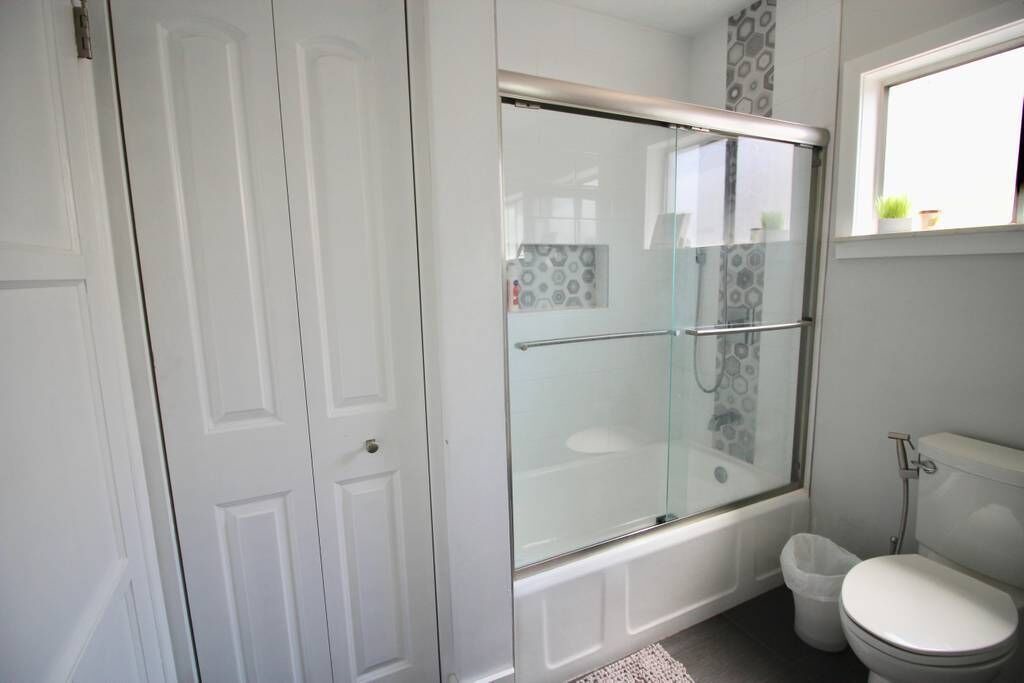 Photo of Bathroom in North Hollywood