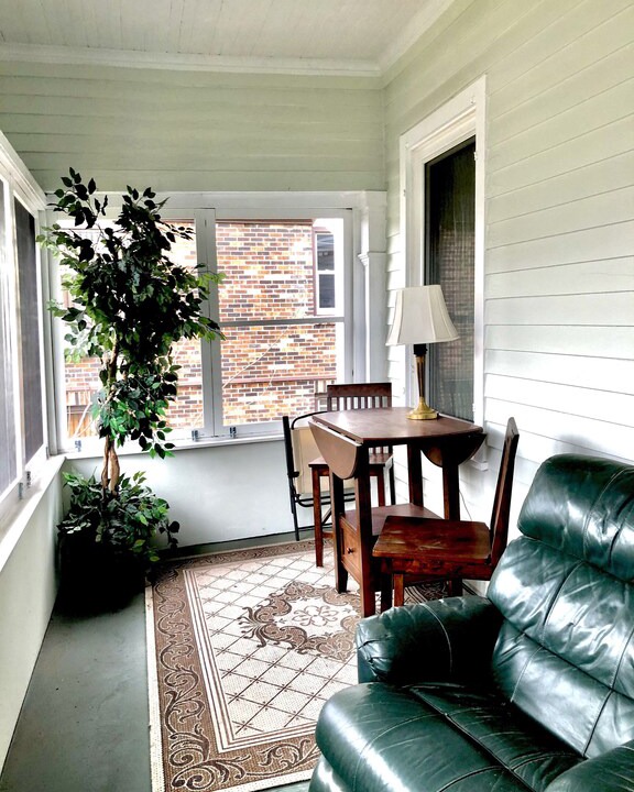 Photo of Livingroom in Whittier