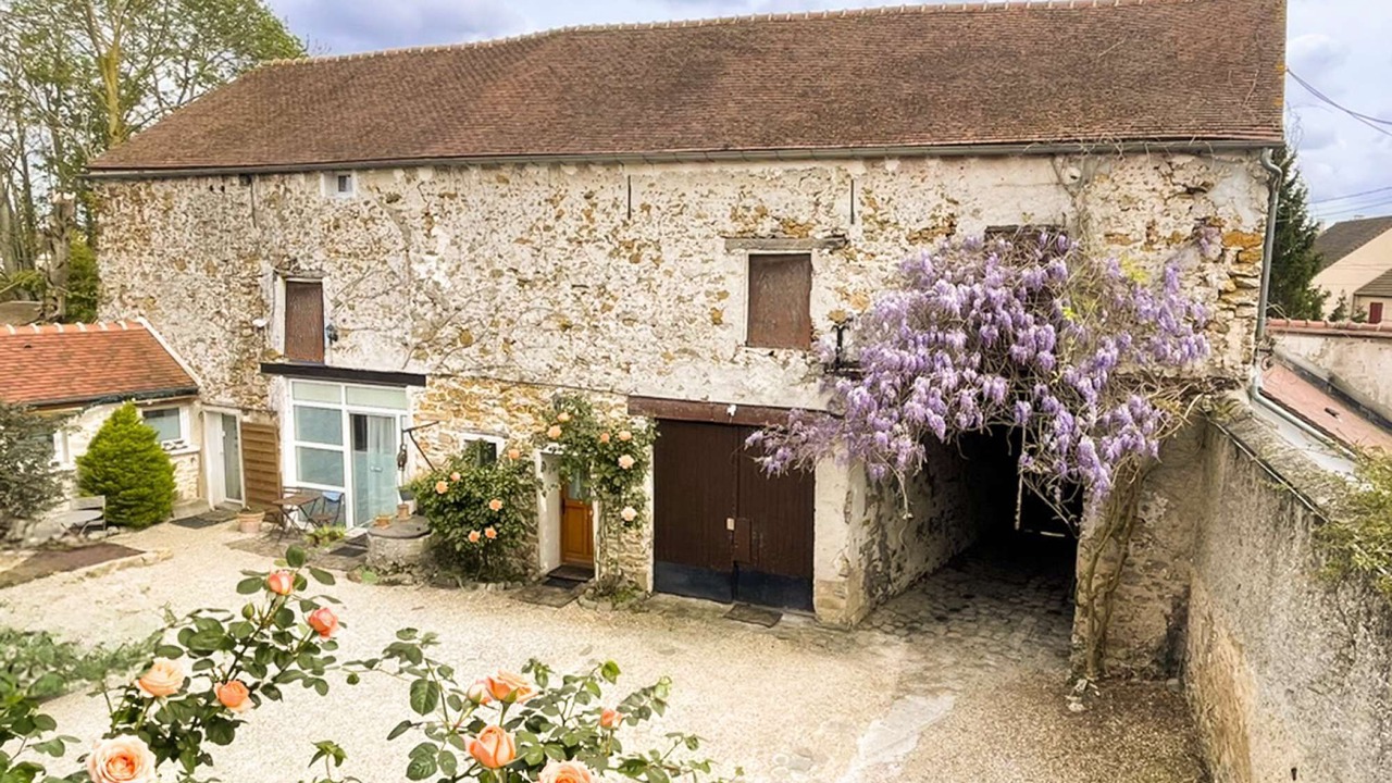 Photo of Outdoor in Longjumeau