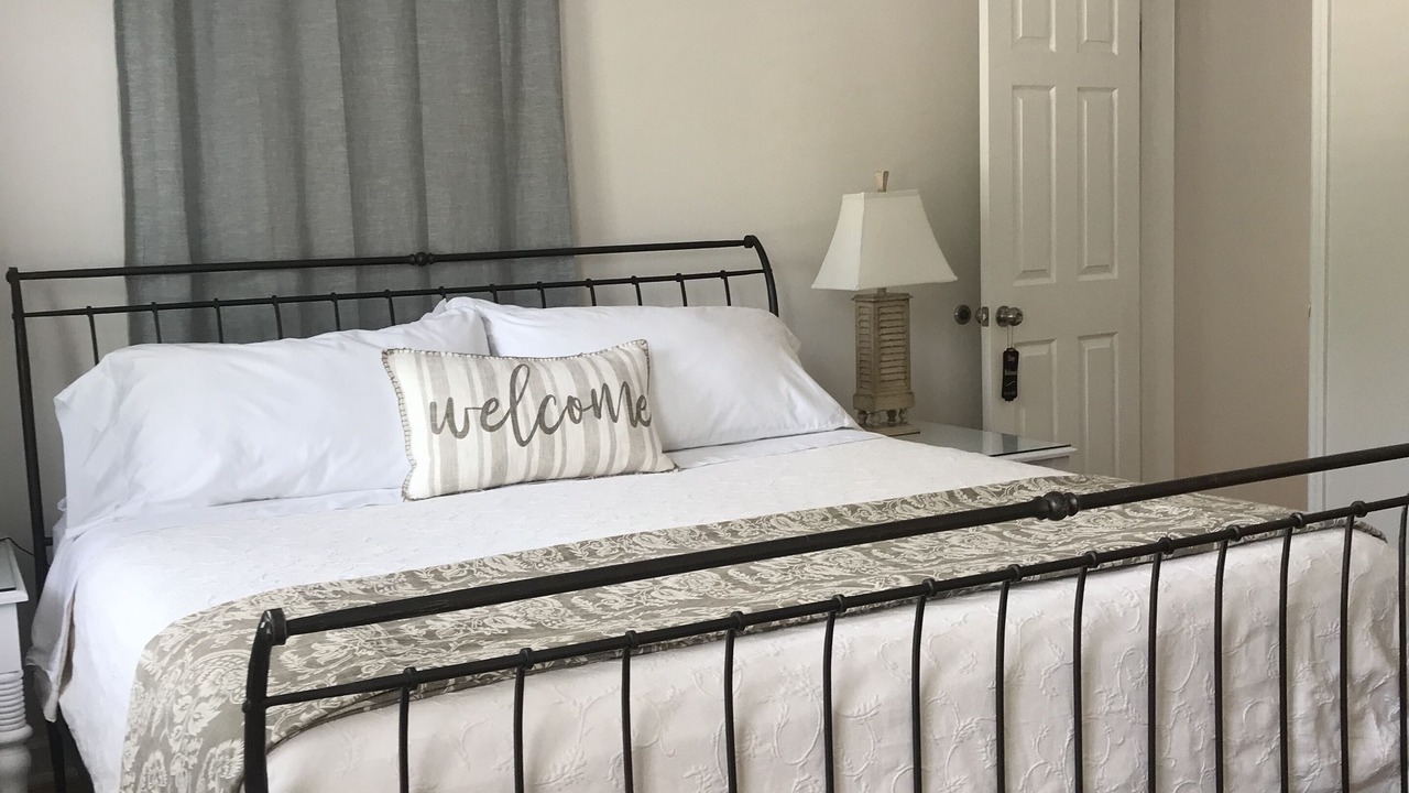 Photo of Bedroom in Historic District