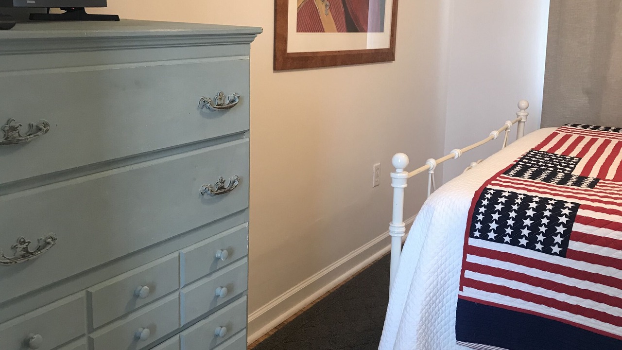 Photo of Bedroom in Historic District