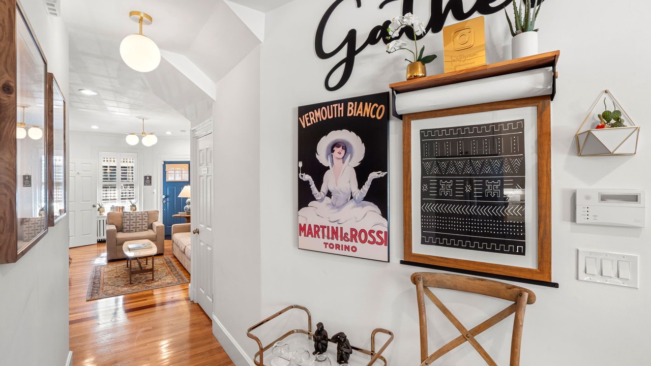 Photo of Livingroom in St. Marks